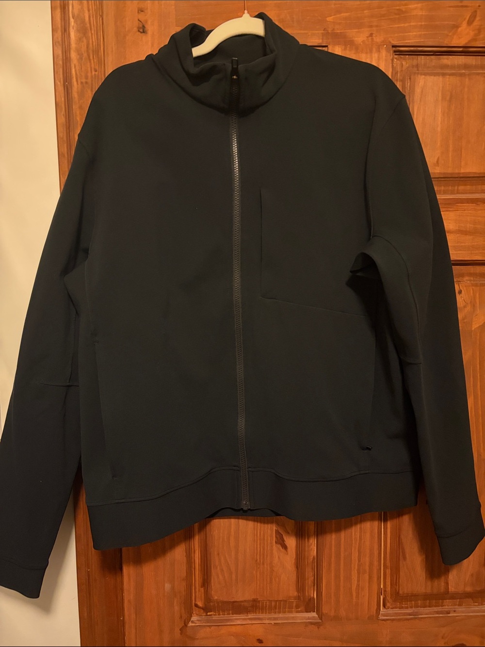 Lululemon Sojourn Men's Black Full-Zip Jacket
